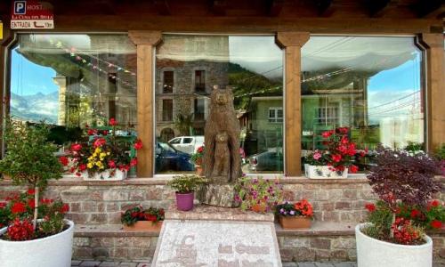 HOSTAL LA CUNA DEL SELLA0