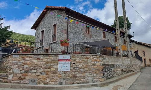 Albergue Turístico de Pallide.          