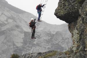 VÍA FERRATA PICO EL CABRÓN EN PORTILLA DE LA REINA0