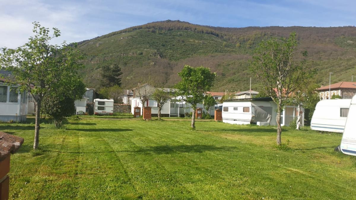 Camping El Urogallo0