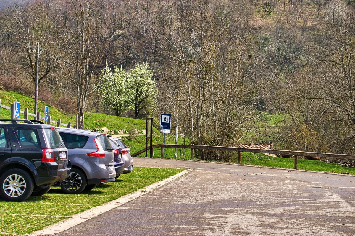 Estacionamiento de autocaravanas Soto de Sajambre3