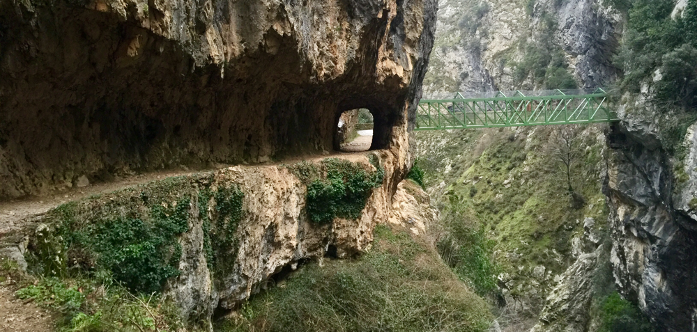 Ruta del Cares: "Espeleoaventura"2