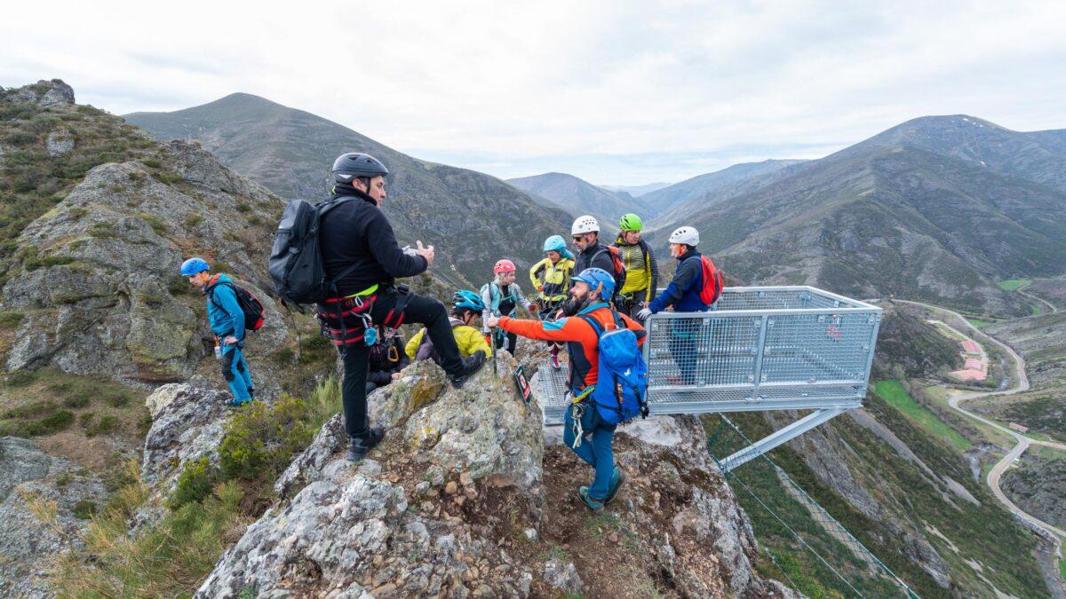 VÍA FERRATA PICO EL CABRÓN EN PORTILLA DE LA REINA1