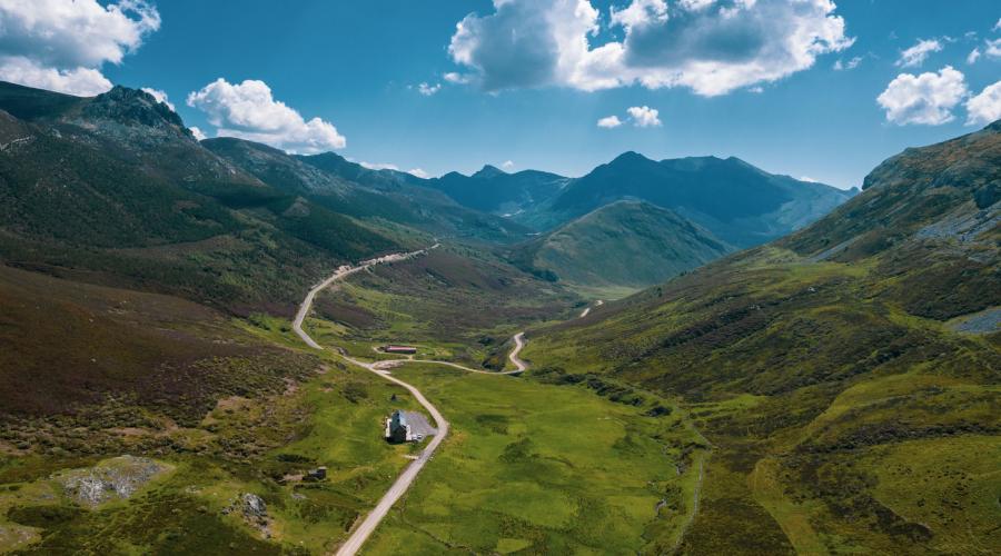 Enjoy Nature Tourism: Camping in the Leonese Mountains