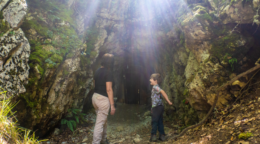 Rutas con niños en Montaña de Riaño: Cueva la Vieja el Monte