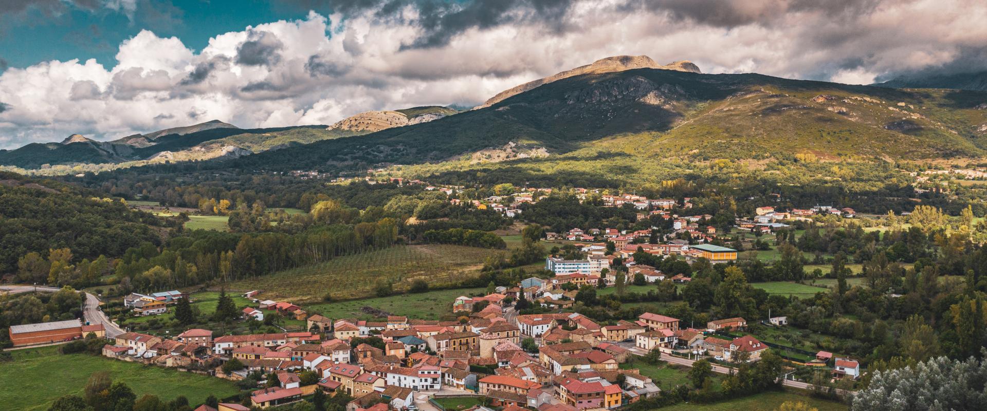 LA VECILLA (TURISMO MONTAÑA RIAÑO)