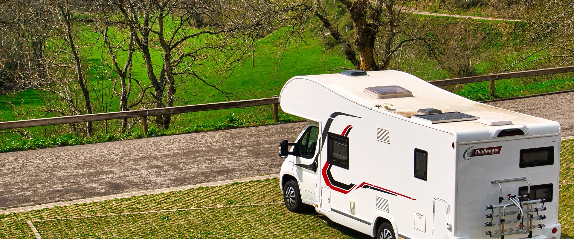 ESTACIONAMIENTO AUTOCARAVANAS OSEJA SAJAMBRE (TURISMO MONTAÑA RIAÑO)